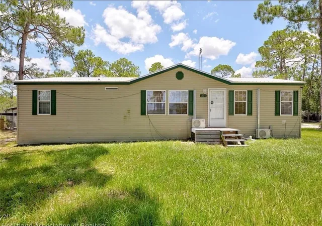 1st image of 201 E Maxanna, Sebring, FL 33875 | MLS# O6422566