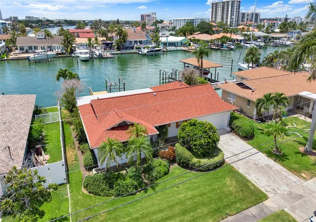 Homes for sale in Clearwater Beach, FL | 411 Palm Is Ne, Clearwater Beach, FL 33767 | MLS# TB8526168