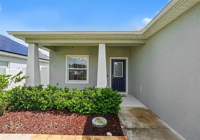Photo 4 of Sale Pending at 6864 Mossy Oak Ln, Lakeland, FL 33810 | MLS# L4963288 | Listing updated on 2026-09-19