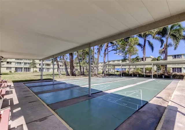 Homes for sale in St Petersburg, FL | 4890 Bay St Ne #323, St Petersburg, FL 33703 | MLS# TB8526190