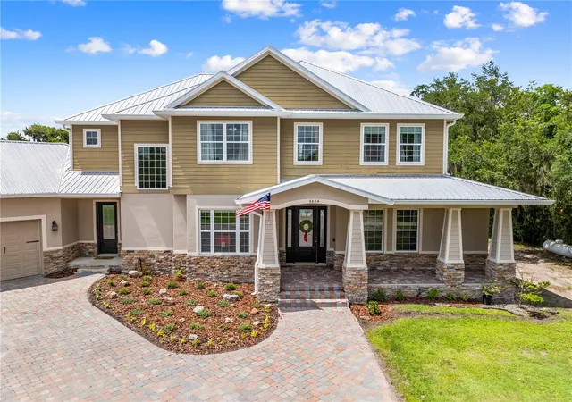 Photo 4 of Single family home for sale at 4664 Hickory Tree Ln, Saint Cloud, FL 34772 | MLS# S5153120 | Listing updated on 2026-08-02
