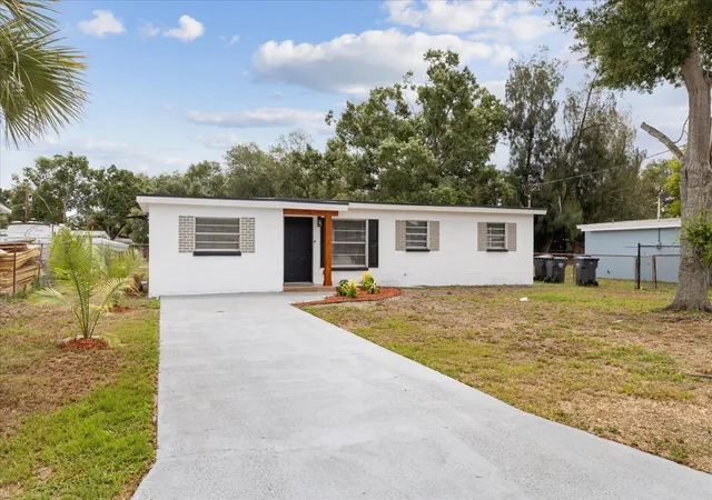 Photo 3 of Single family home for sale at 4922 S 82nd Street, Tampa, FL 33619 | MLS# TB8526210 | Listing updated on 2026-09-28