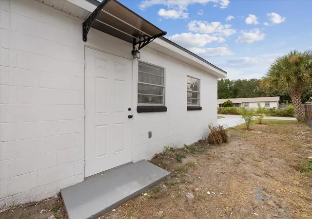 Photo 4 of Single family home for sale at 4922 S 82nd Street, Tampa, FL 33619 | MLS# TB8526210 | Listing updated on 2026-10-28