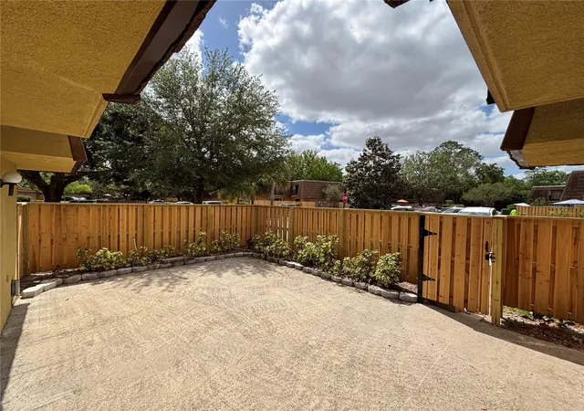 Homes for sale in Orlando, FL | 5341 Bamboo Ct #418, Orlando, FL 32811 | MLS# O6422607