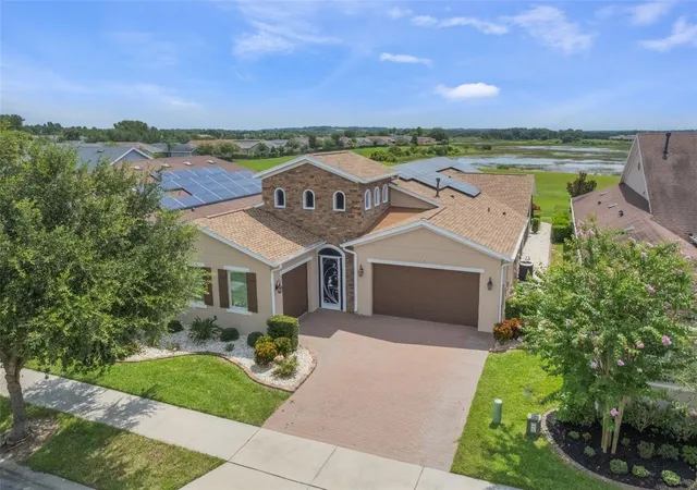 Photo 3 of Single family home for sale at 290 Silver Maple Rd, Groveland, FL 34736 | MLS# O6422616 | Listing updated on 2026-07-31