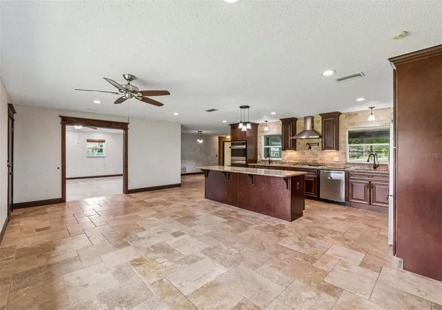 3rd image of 1322 W Voorhis Ave, Deland, FL 32720 | MLS# TB8526238