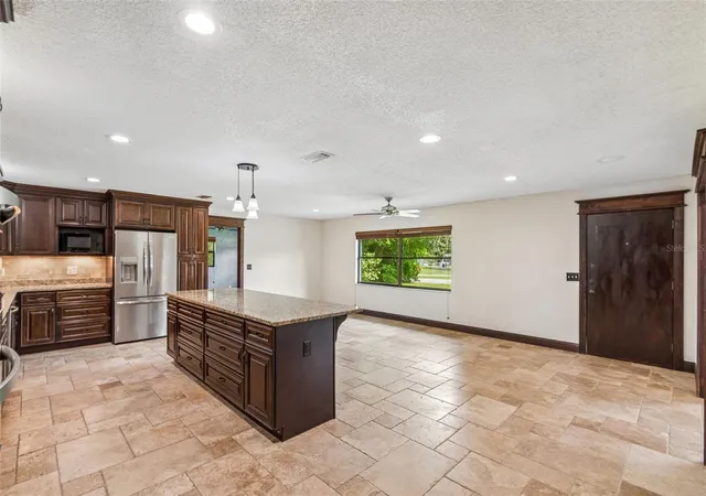 5th image of 1322 W Voorhis Ave, Deland, FL 32720 | MLS# TB8526238