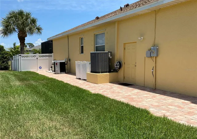 25th image of 58 Tee View Rd, Rotonda West, FL 33947 | MLS# O6422648