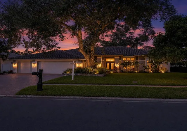 1st image of 126 Old Oak Cir, Palm Harbor, FL 34683 | MLS# TB8526254