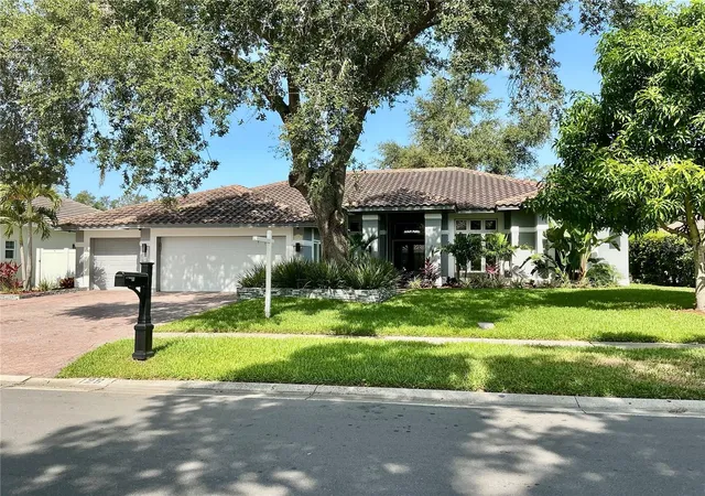 91st image of 126 Old Oak Cir, Palm Harbor, FL 34683 | MLS# TB8526254