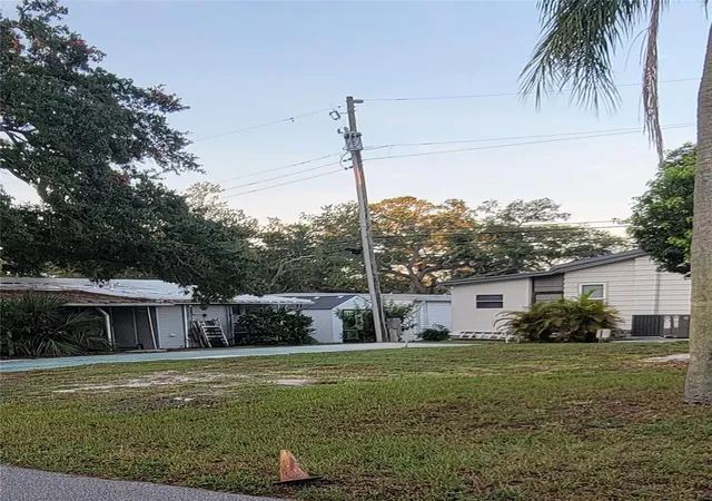 4th image of 585 Sky Harbor Dr #126, Clearwater, FL 33759 | MLS# TB8526256