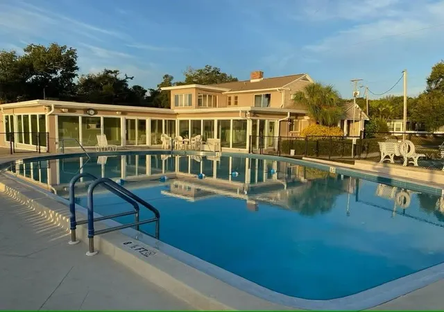 5th image of 585 Sky Harbor Dr #126, Clearwater, FL 33759 | MLS# TB8526256