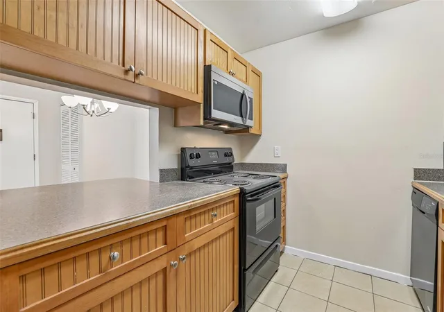 Photo 3 of Condo for sale at 3252 S Semoran Blvd #22, Orlando, FL 32822 | MLS# O6422654 | Listing updated on 2026-09-29