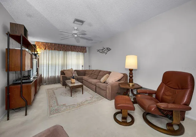 Homes for sale in Dunedin, FL | 1614 Dale Cir N, Dunedin, FL 34698 | MLS# TB8526259