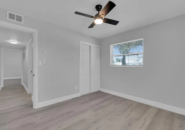 Photo 4 of Single family home for sale at 1007 Egan Dr, Orlando, FL 32822 | MLS# S5153127 | Listing updated on 2026-09-28