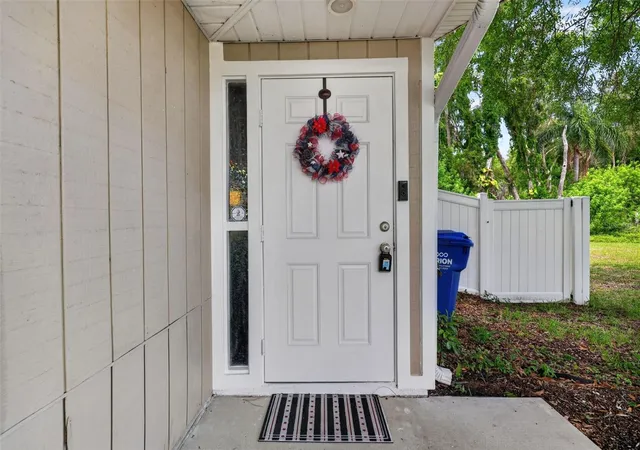 2nd image of 9 Freshwater Dr, Palm Harbor, FL 34684 | MLS# TB8526277
