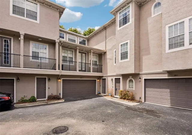 Photo 1 of Townhouse for sale at 2613 Espana Ct, Tampa, FL 33609 | MLS# TB8526282 | Listing updated on 2026-08-27