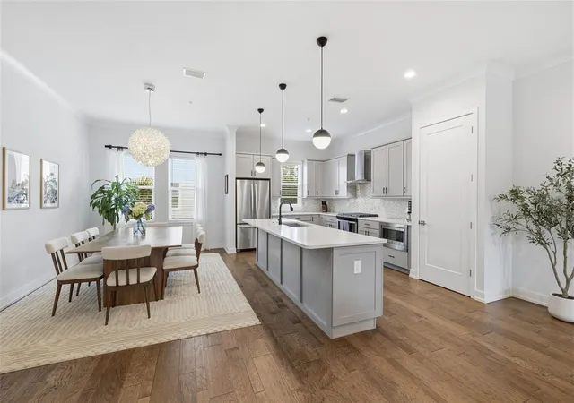 Photo 4 of Townhouse for sale at 2442 W Mississippi Ave #1, Tampa, FL 33629 | MLS# TB8526283 | Listing updated on 2026-07-12