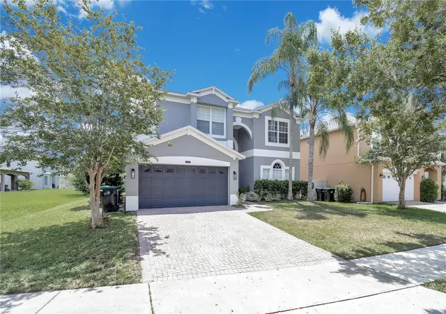 Photo 3 of Single family home for sale at 13051 Moss Park Ridge Dr, Orlando, FL 32832 | MLS# S5153129 | Listing updated on 2026-07-12