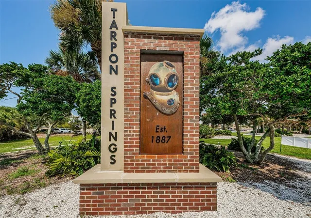 2nd image of 1250 S Pinellas Ave, TARPON SPRINGS, FL 34689
