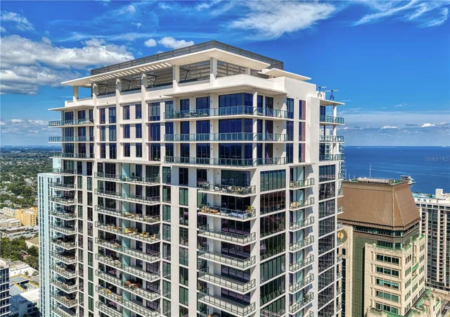 Condo for sale at 275 1st Avenue S #4004, Saint Petersburg, FL 33701 | MLS# TB8526296 | Listing updated on 2026-10-09