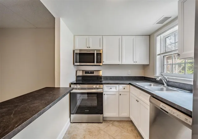 2nd image of 8565 12th Wy N #A, St Petersburg, FL 33702 | MLS# TB8526301
