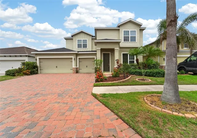Photo 3 of Single family home for sale at 11628 Lake Lucaya Dr, Riverview, FL 33579 | MLS# TB8526302 | Listing updated on 2026-09-30