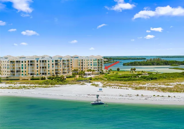 Photo 4 of Condo for sale at 795 Collany Rd #204, Saint Petersburg, FL 33715 | MLS# TB8526307 | Listing updated on 2026-10-22