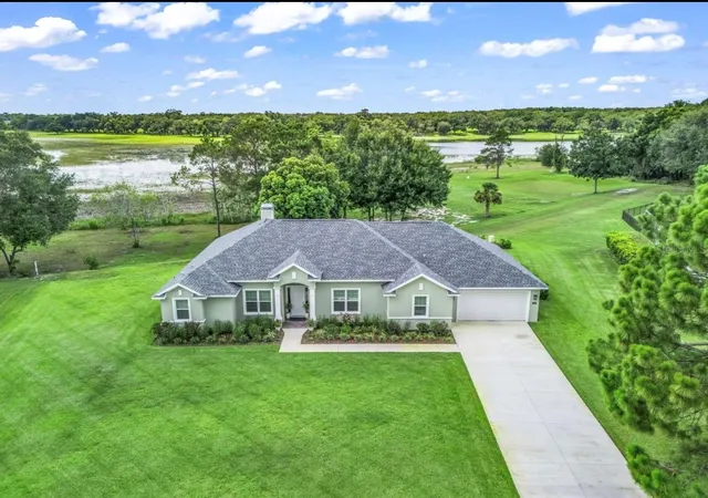 Homes for sale in Lady Lake, FL | 3828 Oak Pointe Dr, Lady Lake, FL 32159 | MLS# G5114712