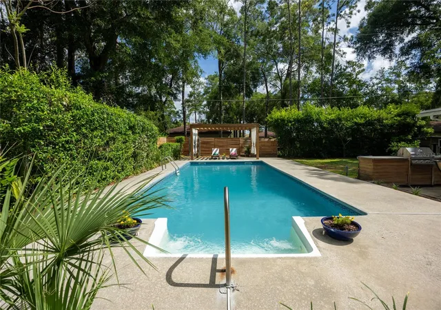 2nd image of 4204 Nw 19th Pl, Gainesville, FL 32605 | MLS# GC541731