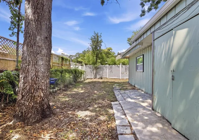 Photo 3 of House for sale at 1824 Webber St, Sarasota, FL 34239 | MLS# A4699168 | Listing updated on 2026-07-07