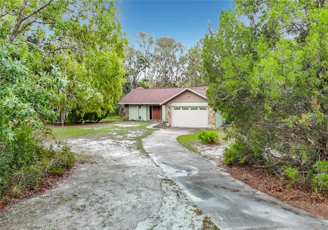 4th image of 10050 Deer Ln, New Port Richey, FL 34654 | MLS# W7887387
