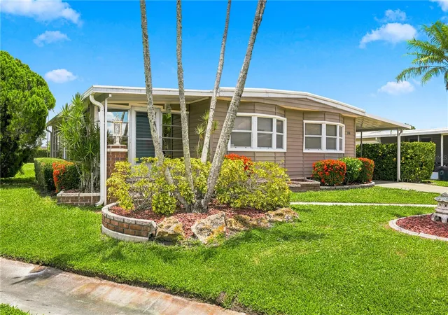 Homes for sale in Port Charlotte, FL | 2100 Kings Hwy #378, Port Charlotte, FL 33980 | MLS# C7528115