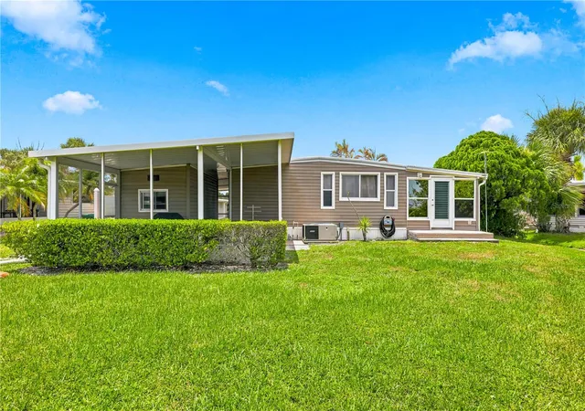 Homes for sale in Port Charlotte, FL | 2100 Kings Hwy #378, Port Charlotte, FL 33980 | MLS# C7528115