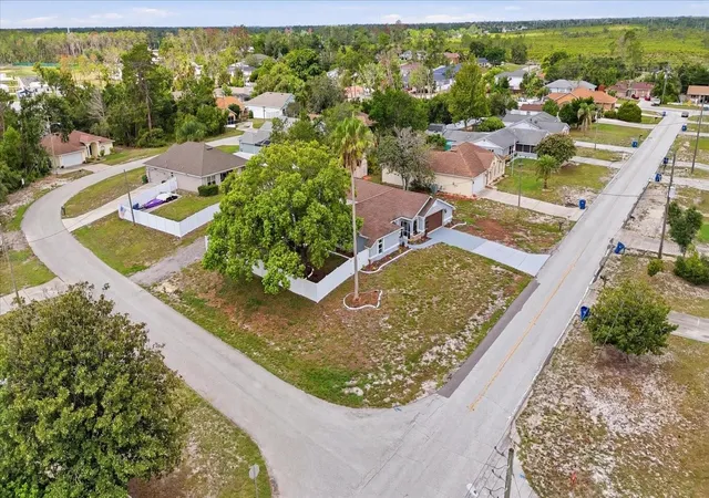 Photo 4 of Single family home for sale at 9642 Elgin Blvd, Spring Hill, FL 34606 | MLS# W7887390 | Listing updated on 2026-08-30
