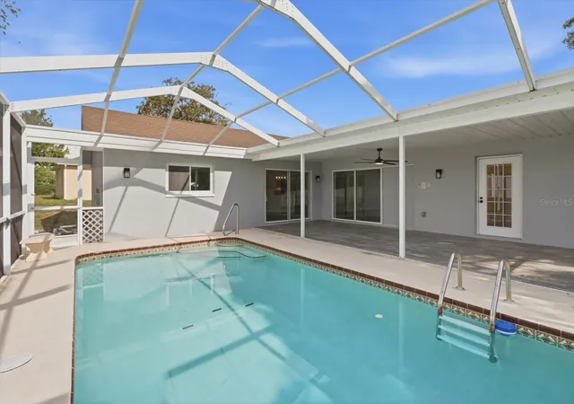 Photo 5 of Single family home for sale at 9642 Elgin Blvd, Spring Hill, FL 34606 | MLS# W7887390 | Listing updated on 2026-08-30