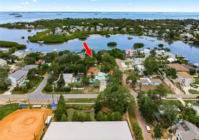 Photo 1 of Sale Pending at 700 Delaware Ave, Palm Harbor, FL 34683 | MLS# TB8526350 | Listing updated on 2026-10-07