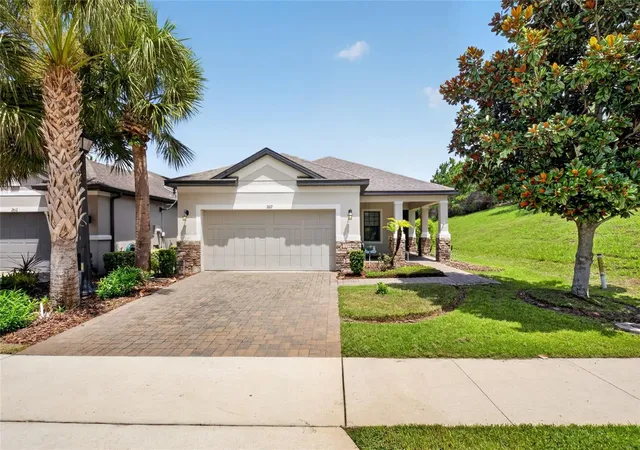 Homes for sale in Clermont, FL | 2612 Frazeek Ct, Clermont, FL 34715 | MLS# O6422732