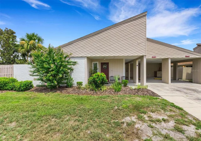 1st image of 4223 Oak Loop #49, Mulberry, FL 33860 | MLS# L4963305