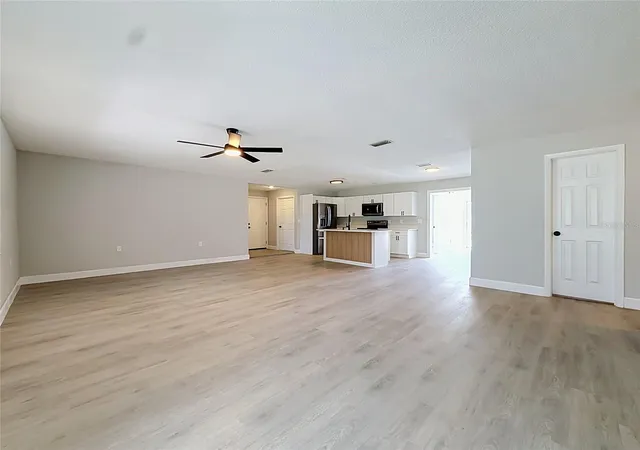 Photo 3 of Single family home for sale at 501 Rose Ave, Fruitland Park, FL 34731 | MLS# S5153164 | Listing updated on 2026-08-16