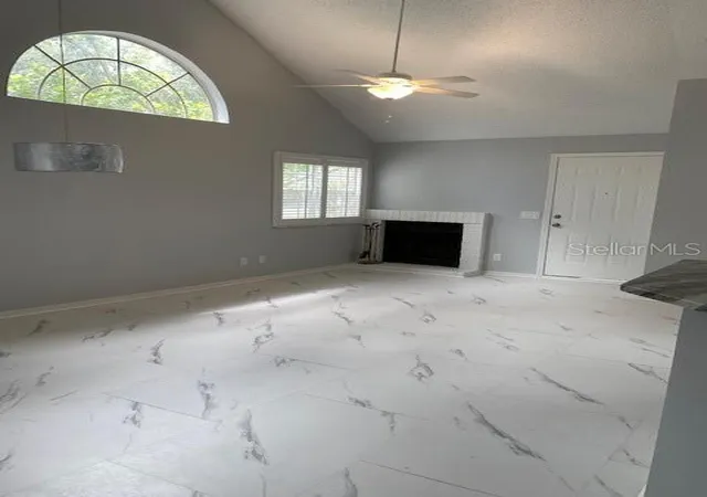 2nd image of 575 Bloomington Ct #20, Altamonte Springs, FL 32714 | MLS# R4911576