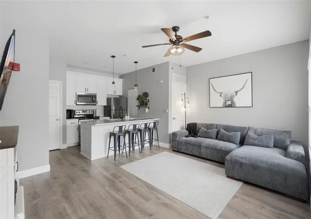 5th image of 10764 70Th Ave #6104, Seminole, FL 33772 | MLS# TB8526385