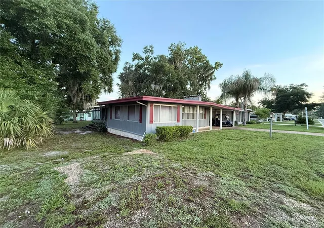 Photo 2 of Manufactured home for sale at 103 N Timber Trl, Wildwood, FL 34785 | MLS# G5114722 | Listing updated on 2026-10-01