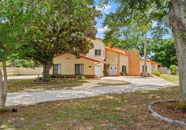 Homes for sale in Altamonte Springs, FL | 1161 W Lake Brantley Rd, Altamonte Springs, FL 32714 | MLS# O6422767