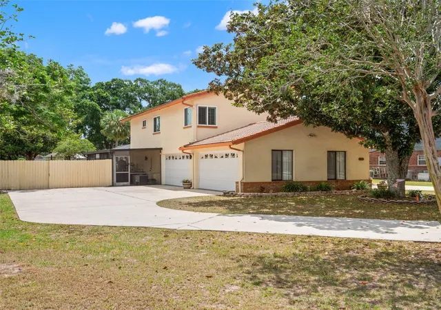 Homes for sale in Altamonte Springs, FL | 1161 W Lake Brantley Rd, Altamonte Springs, FL 32714 | MLS# O6422767