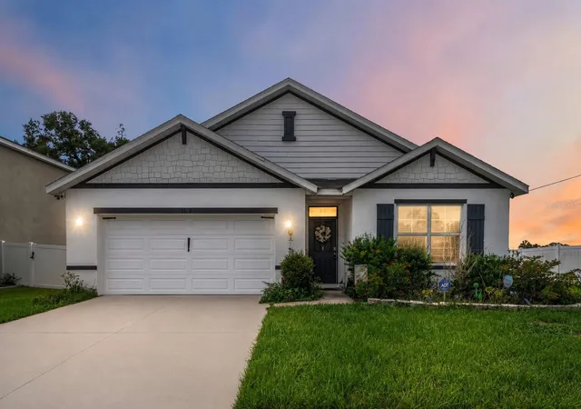 1st image of 1702 Johnson Pointe Dr, Plant City, FL 33566 | MLS# TB8526415