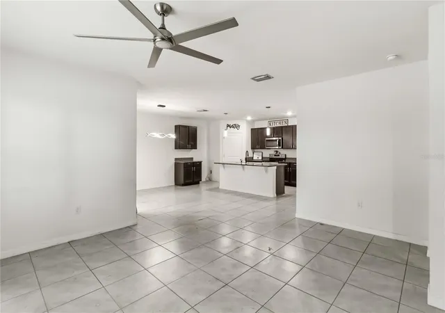 Photo 3 of Single family home for sale at 1702 Johnson Pointe Dr, Plant City, FL 33566 | MLS# TB8526415 | Listing updated on 2026-10-04