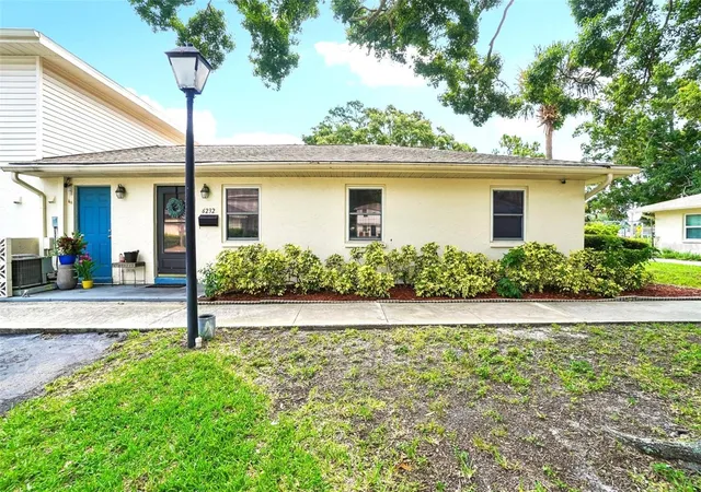 Homes for sale in Pinellas Park, FL | 6232 Gretna Green Ct N, Pinellas Park, FL 33781 | MLS# TB8526420
