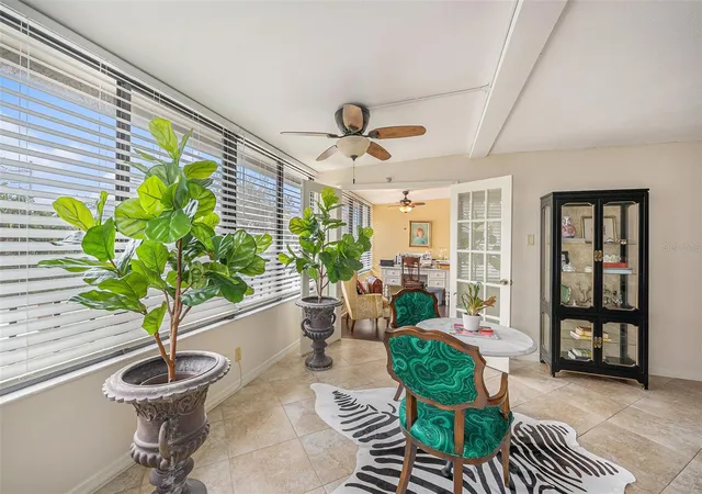 5th image of 3211 W Swann Ave #210, Tampa, FL 33609 | MLS# TB8526423