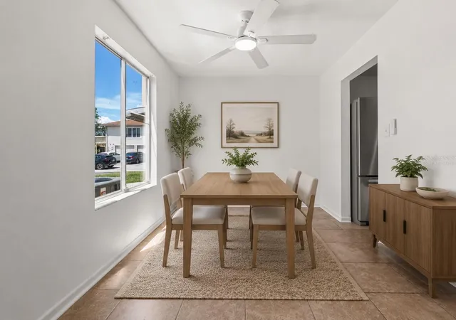 Listing Photo 1 - Condo for sale in building located at 1016 Spring Mdw Dr, KISSIMMEE, FL 34741 - Unit #12
